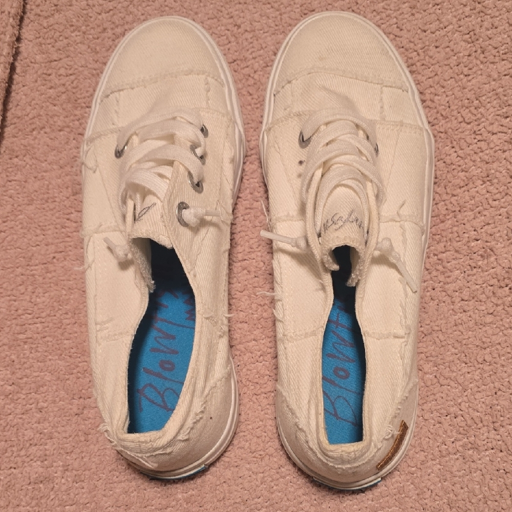 Blowfish Cream Canvas Sneakers